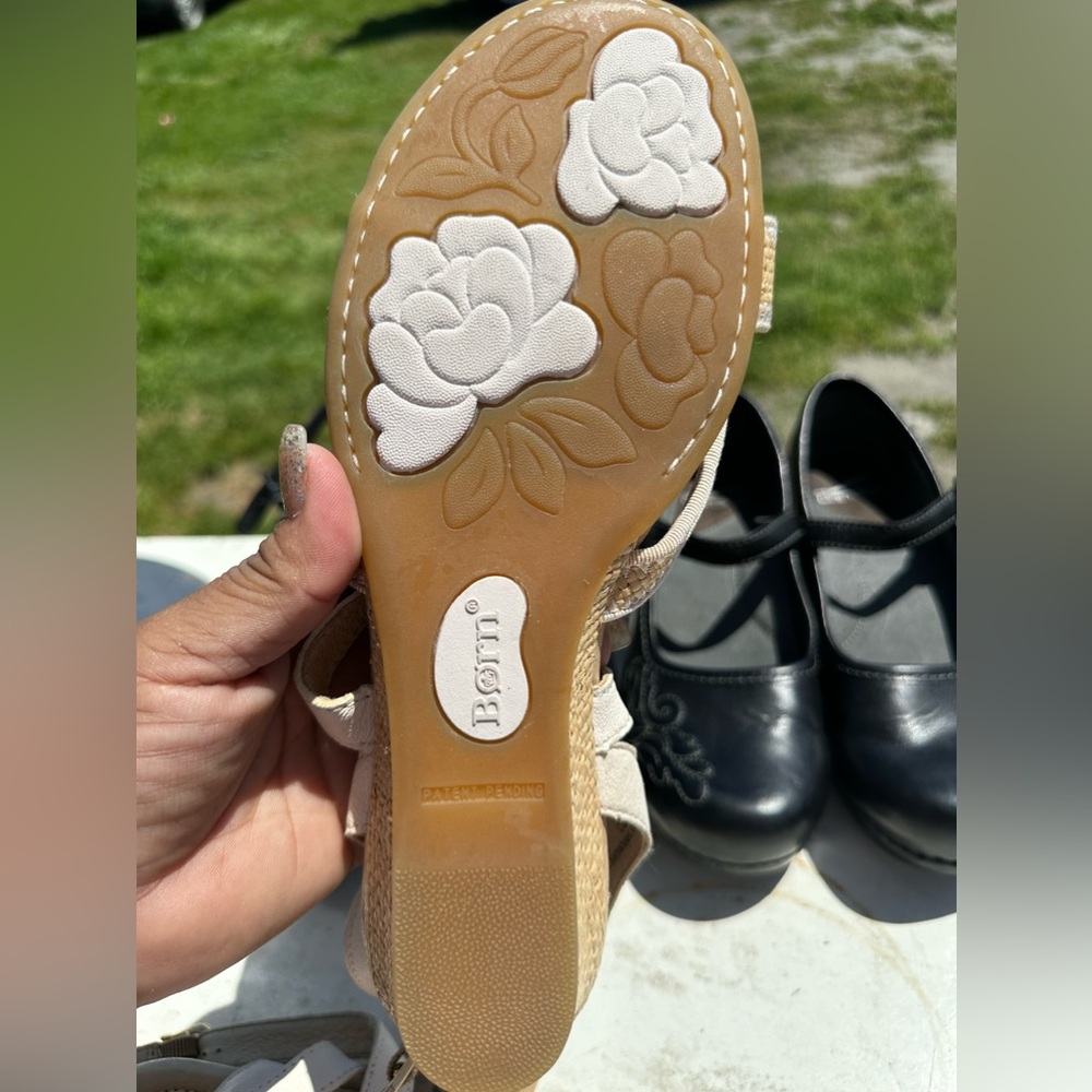 New BORN shoes size 9m perfect for summer time